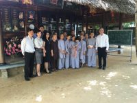 THĂM VÀ TẶNG QUÀ CHO TRẺ EM MỒ CÔI