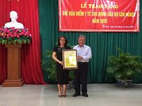 TRAO TẶNG THẺ BHYT – MÓN QUÀ ĐẦU XUÂN 2020 CHO HỘ CẬN NGHÈO TẠI TỈNH BÌNH ĐỊNH