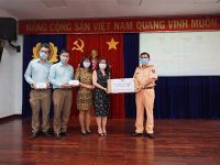 CHUNG TAY ĐẨY MẠNH PHÒNG, CHỐNG DỊCH COVID-19, BẢO VỆ SỨC KHỎE CỘNG ĐỒNG