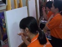LỚP DẠY VẼ MIỄN PHÍ DÀNH CHO NGƯỜI KHUYẾT TẬT CÂM ĐIẾC