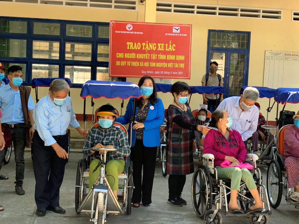 NGHĨ VỀ HÀNH THIỆN - TÍCH ĐỨC NGHĨ VỀ HÀNH THIỆN - TÍCH ĐỨC